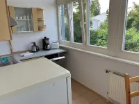 Cozy apartment with garden in the Baltic seaside resort of Göhren on Rügen 10 minutes to the beach فنادق في Gohren