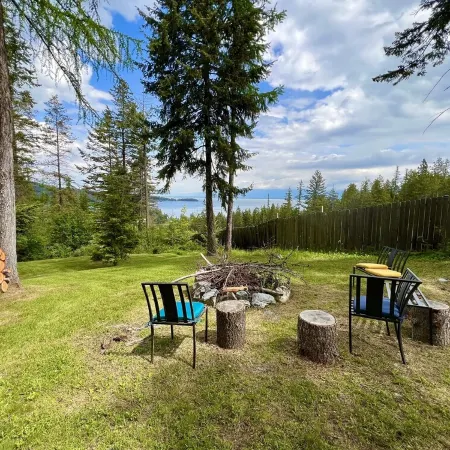 Lake View Luxury - Paddle boards - Firepit - Fish, Hike, Ski. Montana Paradise!