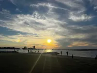 Sleeps 8 in Downtown Sandusky Minutes from Cedar Point &Sports Force