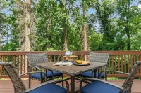 3BR Cozy Home <1 mile away from CHOA with Pets allowed and large deck