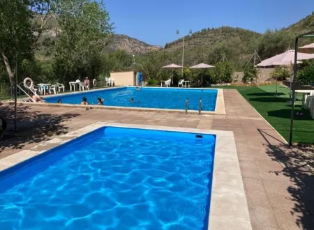 PRIORAT "Relax Climbing Hiking"