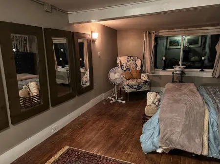 Peaceful Mountain View Retreat