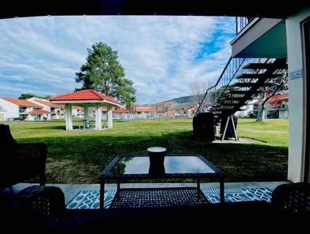 #127 condo by large pool/hot tub/Gorge Shuttle-book separately