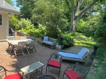 1798 House - Historic house 1 mile from downtown New Hope