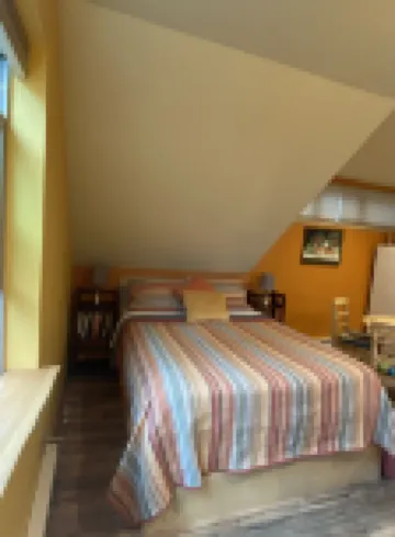 Sandy Beach Retreat Sunrise Studio- Steps from Sandy Beach & Treadwell Trail!
