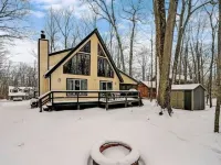 Beautiful Lodge in The Hideout!! Hotels in Lake Ariel