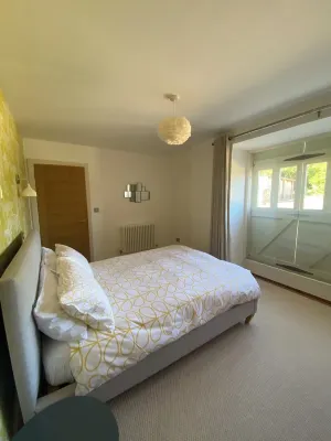 Daisy Barn - Beautiful Grade 2 listed conversion