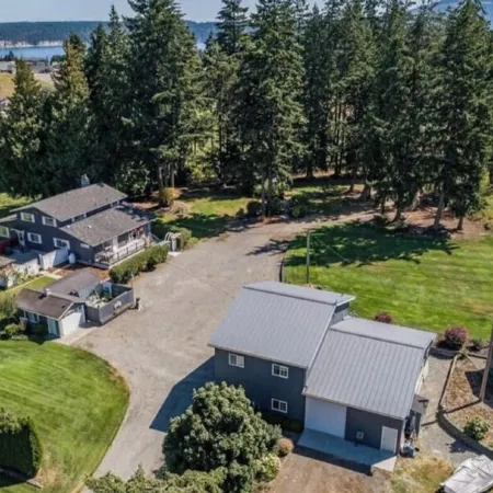 Secluded in the Heart of Sequim Отели в г. Секим