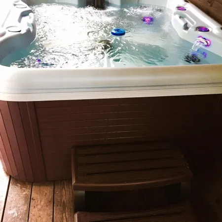 Gorgeous Hocking Hills Lake Front Cabin Right On Lake Logan - Near All The Sites