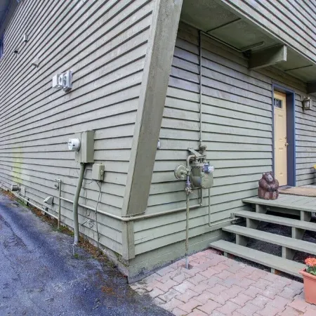 Alaskan Cabin Escape with Hot Tub!