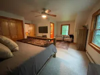 Private and Cozy Lake Wallenpaupack Retreat