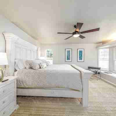 The Hidden Gem House- 3 Bedroom house with hot tub Rooms