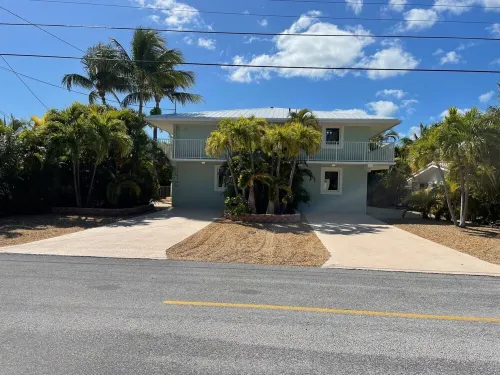 Large Full Duplex with Pool / Hot tub Pet Friendly  581- 591 10th Street - Kylpyammeita