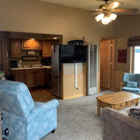 Lake Nokomis Breezy Bay Lakeside Cottage Quiet Retreat