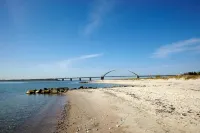 Strandhaus-fehmarn, Captains-deck, Strandlage und Meerblick, Terrasse und Garten