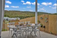 House on Catho and Moonee Beach. Special Book 2 Nights Stay
