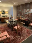 Spacious living in Historic Georgetown with shops, dining, museums steps away!
