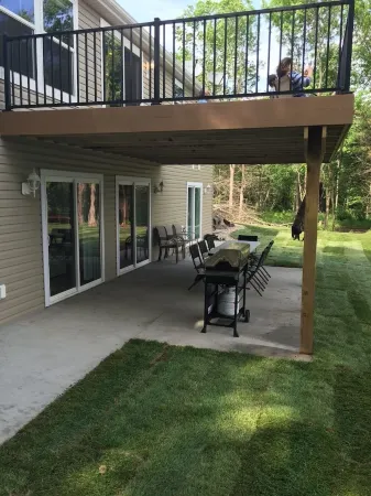 Fall is BEAUTIFUL @ LAKE Francis!  Winter Specials, flexible, inquire!