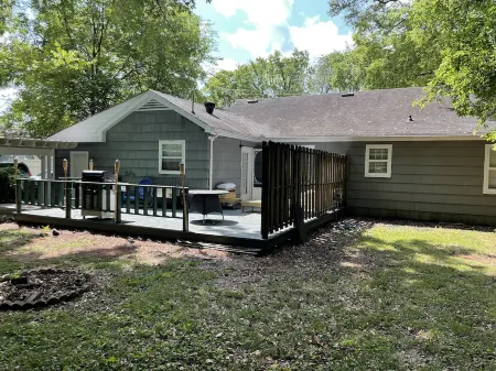 The Cottage by MTSU Отели рядом с достопримечательностью «The Ascent»