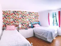 Craigville Beach Uber Relaxing Cape Cod Beach House w/ Beach Pass & Central Air Hotels in Centerville