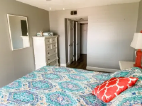 Direct Ocean Front Condo with Pool