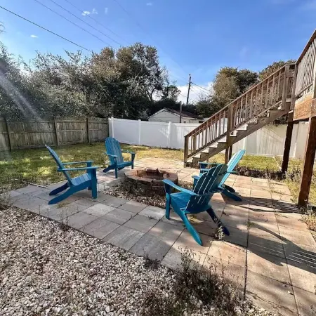 SandyPaws-0.5mi ToSound & 1mi ToBeach PetFriendly!