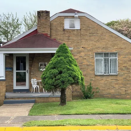 The Kitchie Kottage/ House