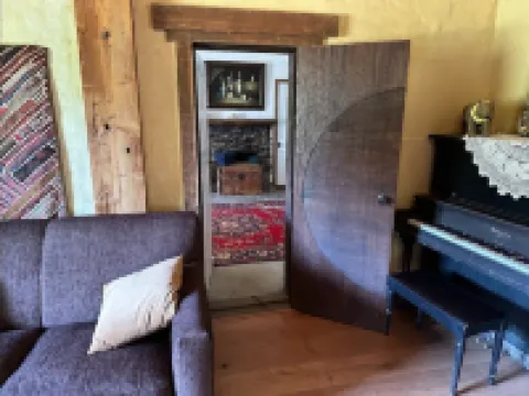 Historic 1914 Stone Cabin + Private Trails & Creek Hotels in Topanga