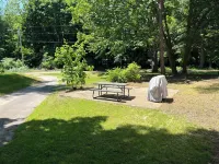 Family friendly serene house close to beaches, sleeps 8, lot off street parking Hotels in Saco
