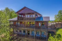 Majestic Views! Easy Access, 10Mins from Dollywood!