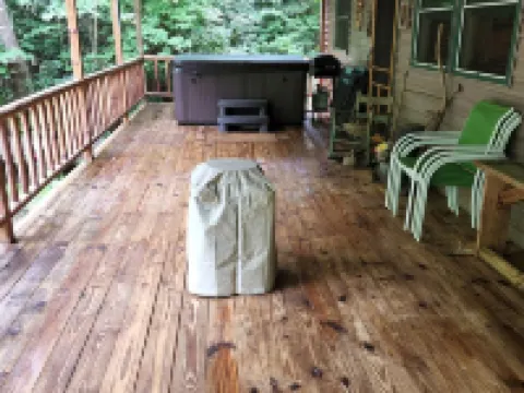 PEACEFUL SECLUDED CABIN IN THE "MOUNTAINS" OF DOE VALLEY! 約翰遜縣酒店