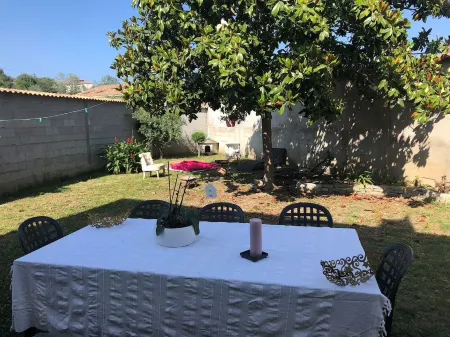 Charmante Maison de Village Avec Jardin