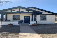 Cozy Historic home near Sedona with Beautiful Views!