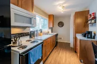 Explore Bellingham, minutes Airport WWU & Downtown Hotels in Marietta-Alderwood