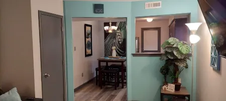 Comfy Home~Teal Feel~ Sleeps 8