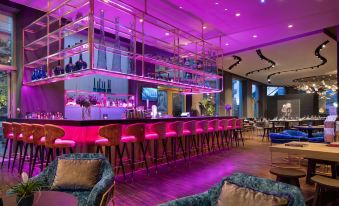 Renaissance Zurich Tower Hotel