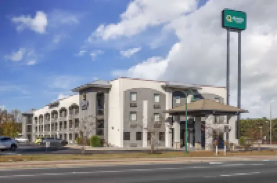 Quality Inn & Suites Morrow Atlanta South