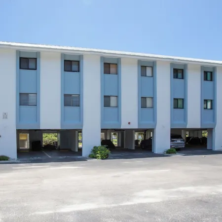 Whispering Palms- Waterfront Condo on Sanibel Island