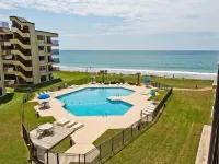 Summer Winds, First Floor Poolside, Oceanfront 3br. 2.5ba. Sleeps 9 Linens incl. Hotels in Indian Beach