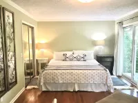 Spacious, Family-Friendly Lake House Retreat w/ a Private Large 2-Story Dock Hotel dekat Publix Super Market at Cruse Marketplace
