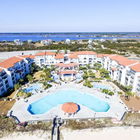 OCEANFRONT 2 BEDROOM CONDO, AMAZING VIEWS