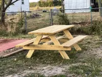 Charming 3-bedroom house in delightful Wolfe City with AC, WiFi