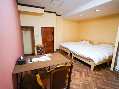 本館レギュラー、バス付きツイン GOOD OLD HOTELの写真