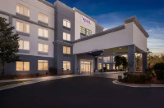 Spark by Hilton Port Wentworth Savannah