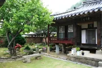 고성 최필간 고택 (구 최영덕 고가) 고성 공룡 발자국 주변 호텔
