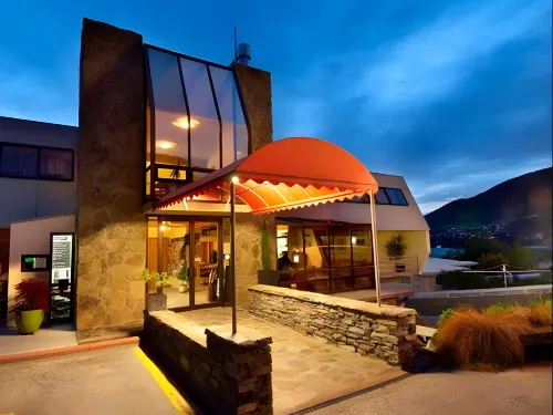 Earnslaw Lodge Hotel di Queenstown