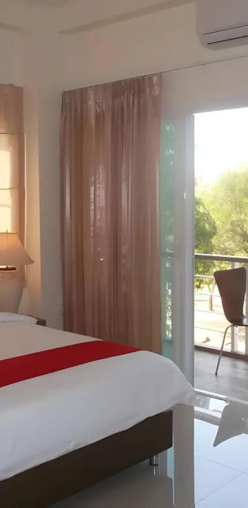 ตึก-ห้องดีลักซ์