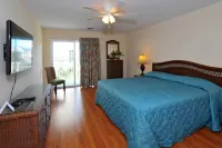 You Found It! Spacious Luxury 8 Bedroom Villa! 6.5 Bath, WiFi, Pool, Hot Tub