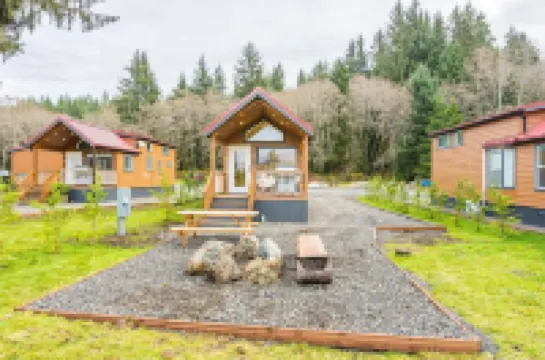 Rainforest Tiny Home Retreat #27 Boho