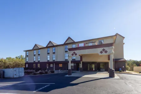 High Point Inn & Suites